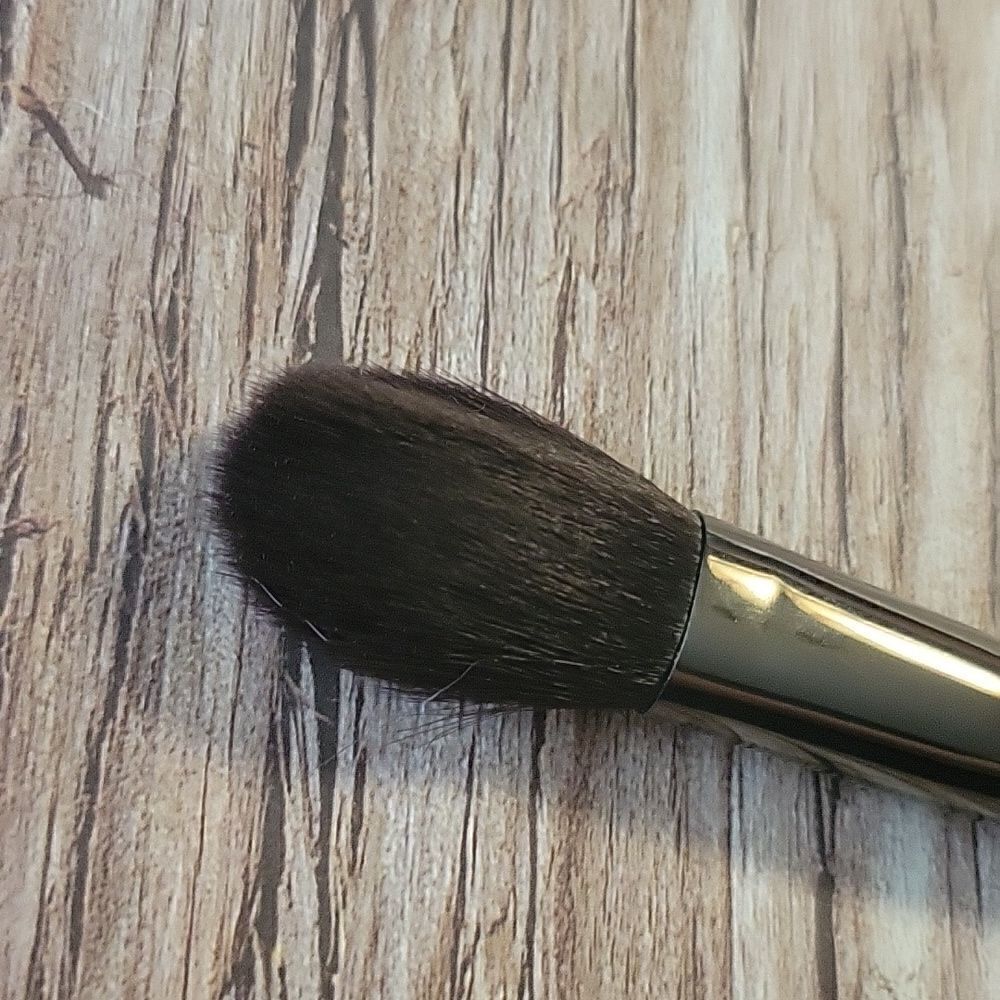 Laruce LR310 Small Light Powder Brush - Picture 4 of 6